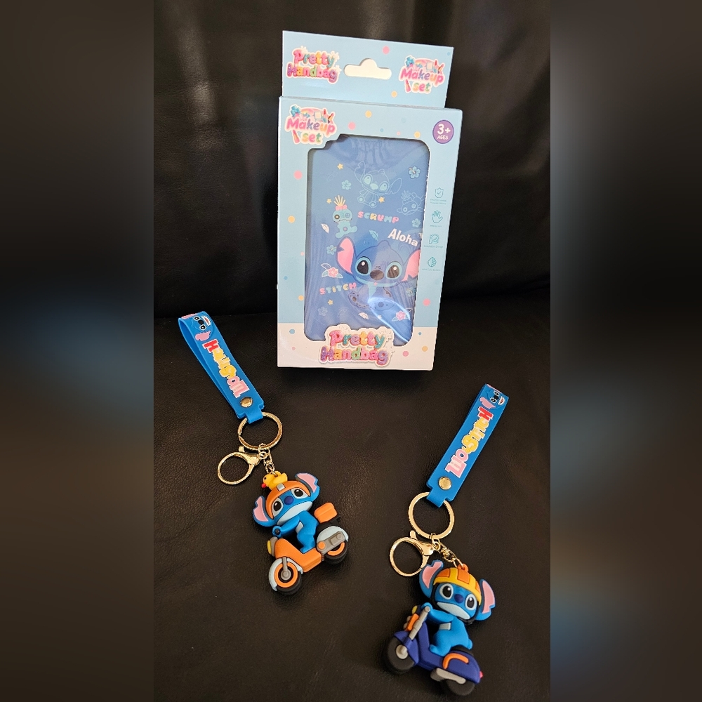 Stitch Bundle Kids Makeup Playset And Two Keychains NWOT
